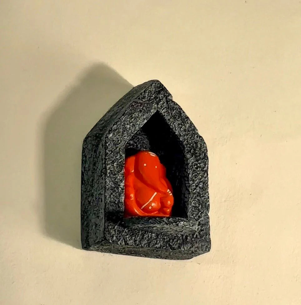Ganesh Devali – Fiber Shrine with Terracotta Ganesha