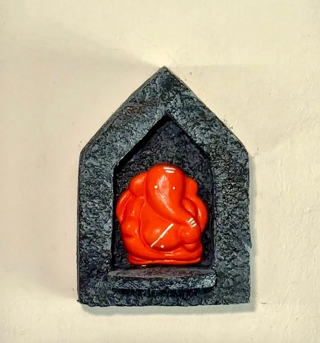 Ganesh Devali – Fiber Shrine with Terracotta Ganesha